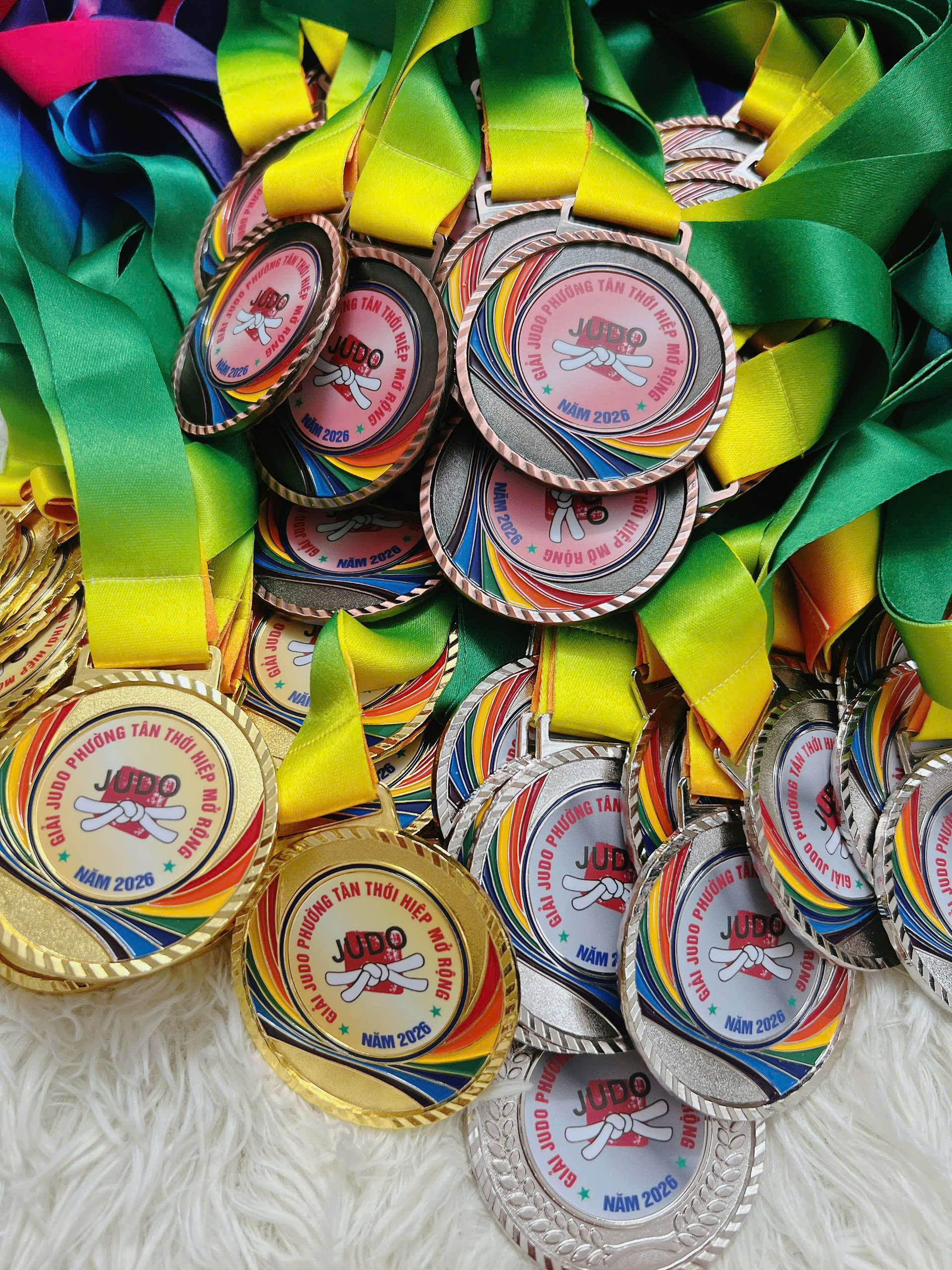 Vì sao huy chương kim loại vẫn là lựa chọn hàng đầu?